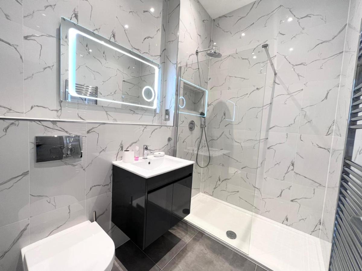 Omega Inn Milton Keynes Extérieur photo